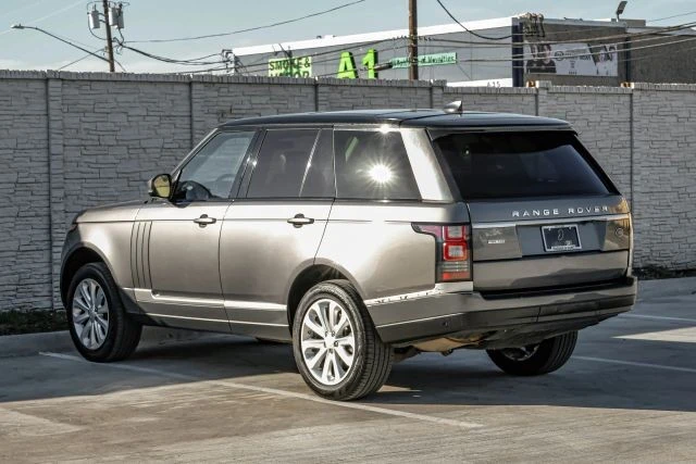2017 Land Rover Range Rover L405 - Image 11 of 21