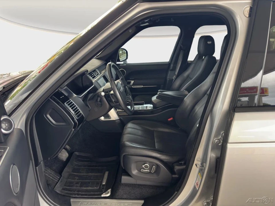 2017 Land Rover Range Rover L405 - Image 8 of 21
