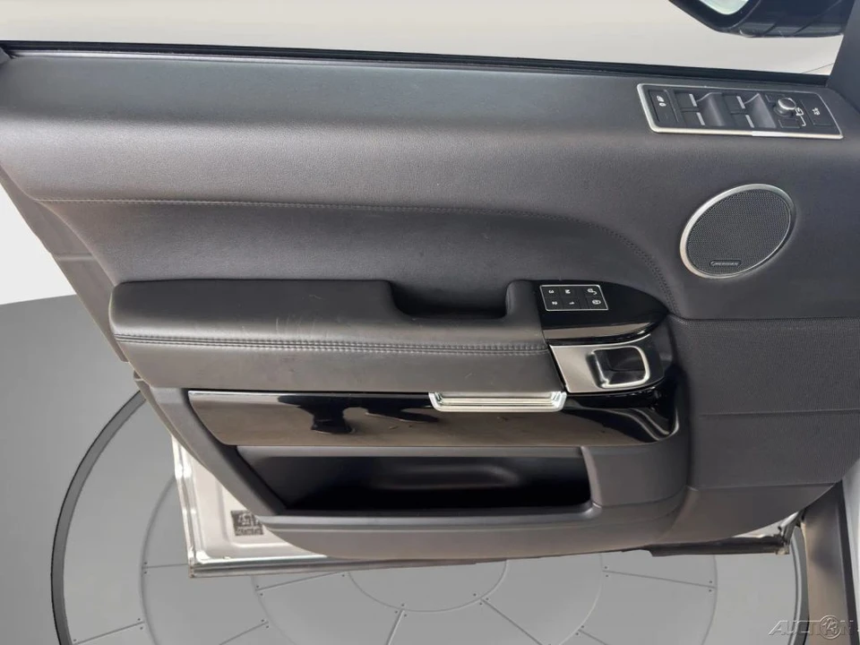2017 Land Rover Range Rover L405 - Image 13 of 21