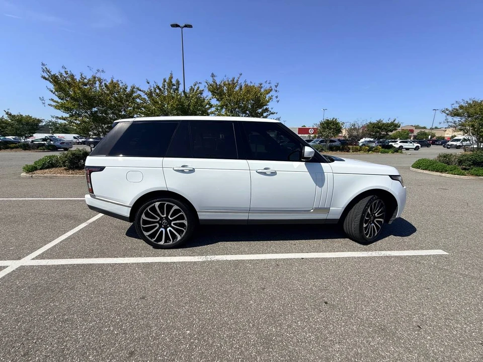 2017 Land Rover Range Rover L405 - Image 6 of 13
