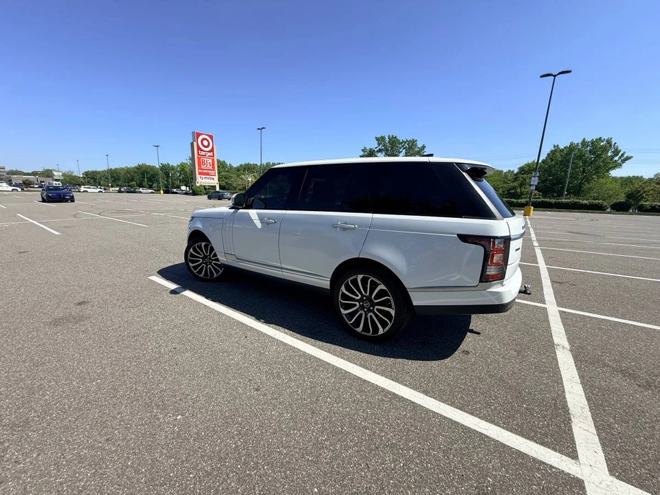 2017 Land Rover Range Rover L405 - Image 5 of 13
