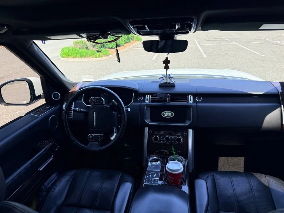 2017 Land Rover Range Rover L405 - Image 11 of 13