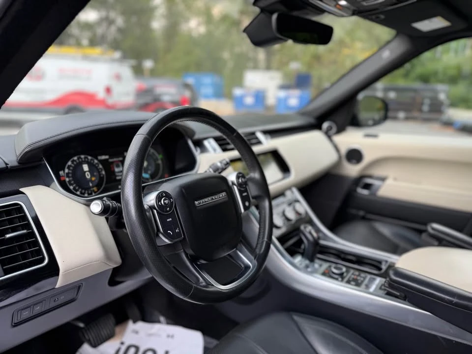 2017 Land Rover Range Rover L405 - Image 11 of 18