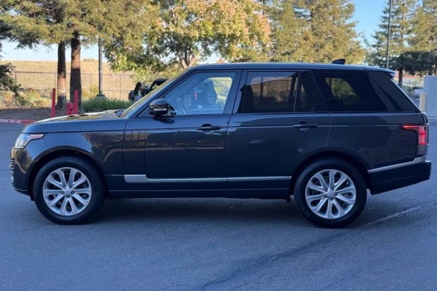 2017 Land Rover Range Rover L405 - Image 3 of 8