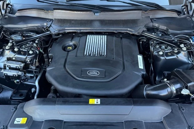 2017 Land Rover Range Rover L405 - Image 6 of 8