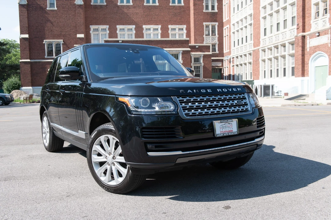 2017 Land Rover Range Rover L405 - Image 11 of 31