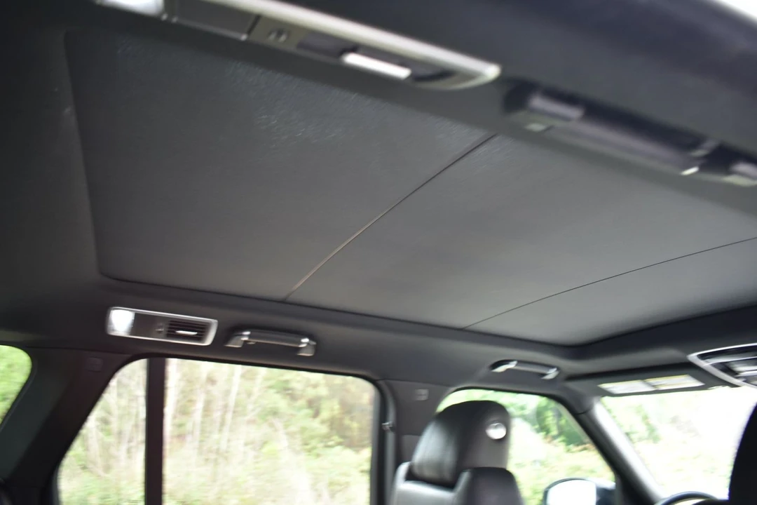 2017 Land Rover Range Rover L405 - Image 16 of 24