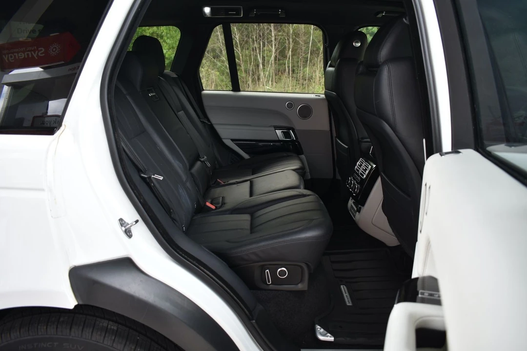 2017 Land Rover Range Rover L405 - Image 18 of 24