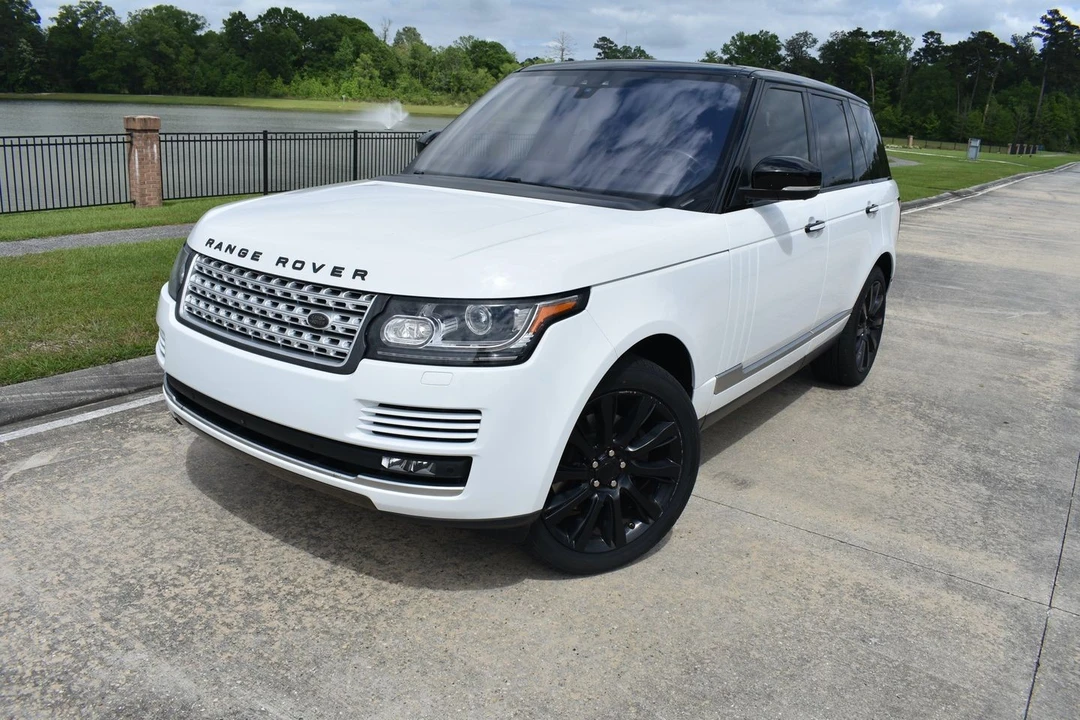2017 Land Rover Range Rover L405 - Image 2 of 24