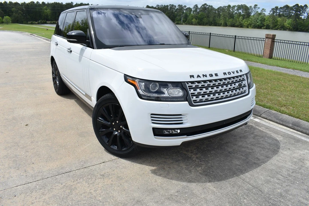 2017 Land Rover Range Rover L405 - Image 6 of 24