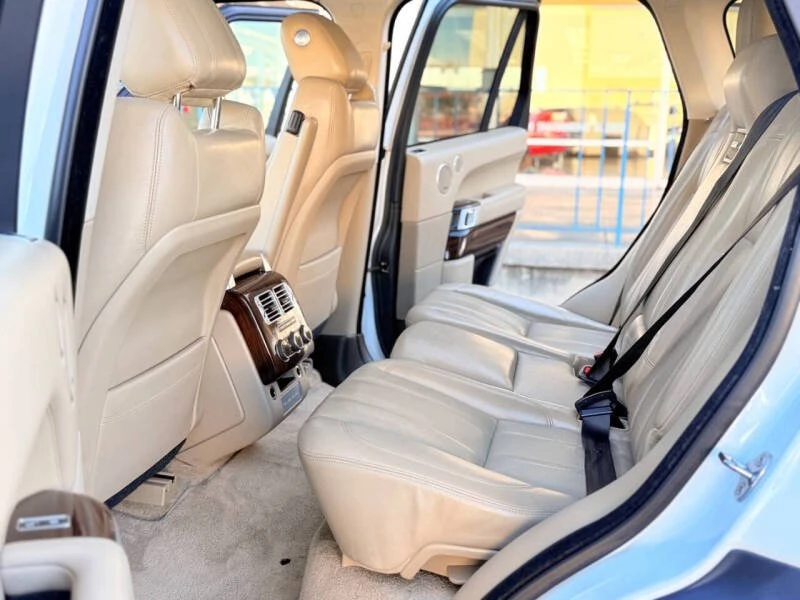 2017 Land Rover Range Rover L405 - Image 12 of 20