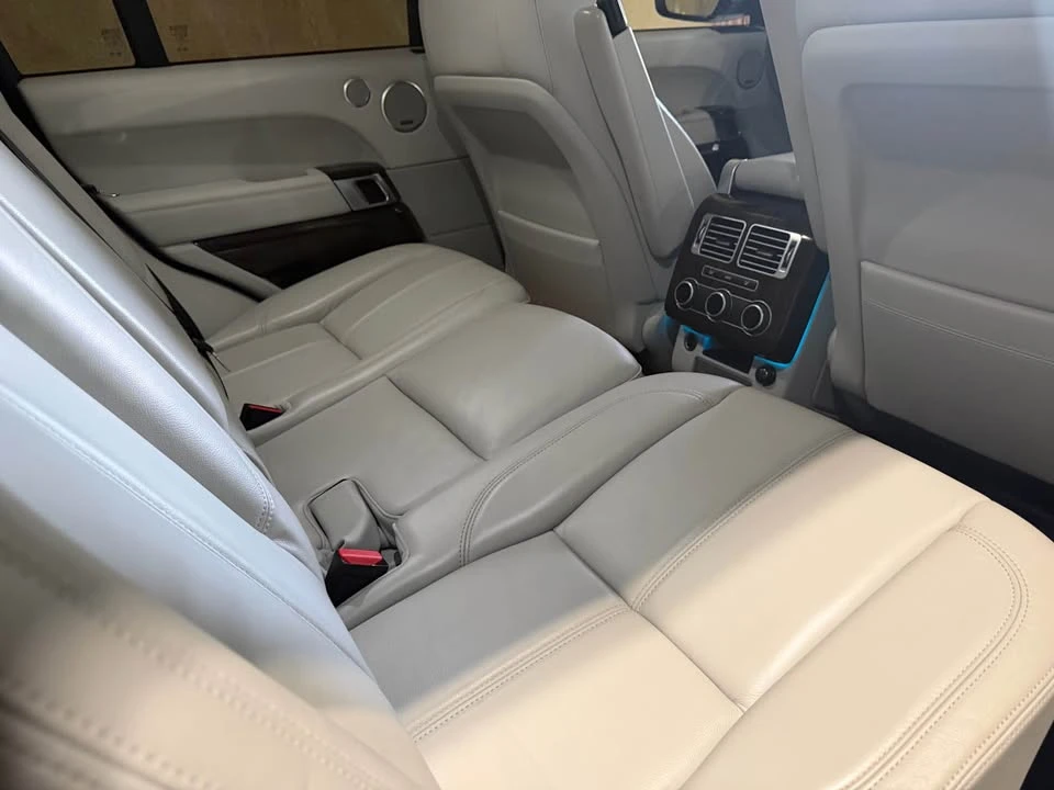 2017 Land Rover Range Rover L405 - Image 11 of 15