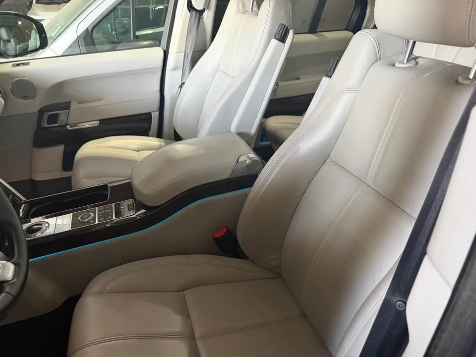 2017 Land Rover Range Rover L405 - Image 10 of 15