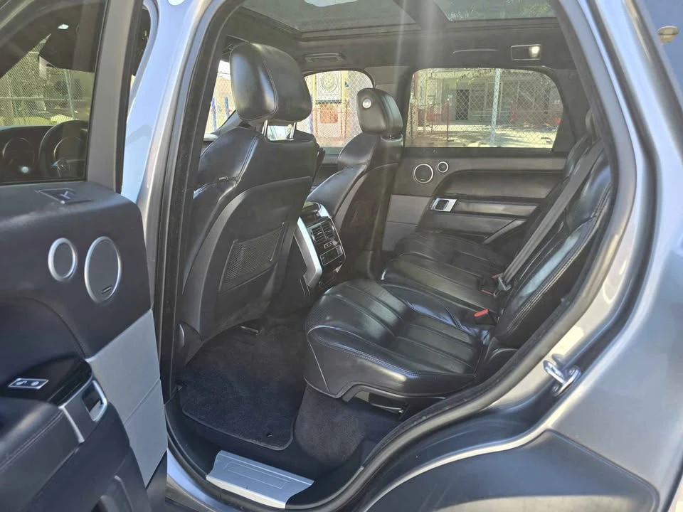 2017 Land Rover Range Rover L405 - Image 10 of 16