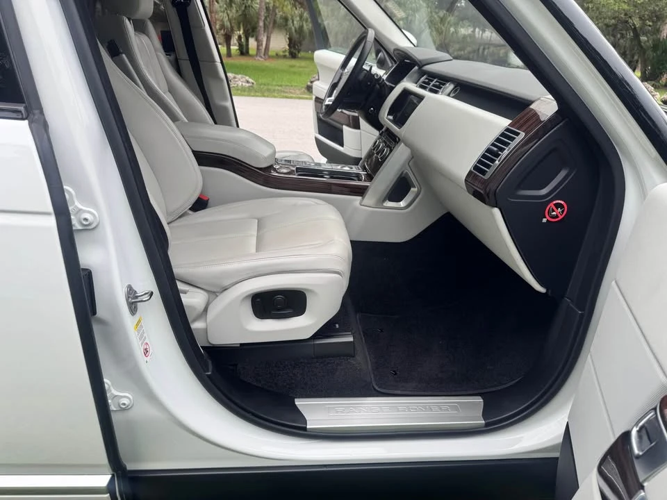 2017 Land Rover Range Rover L405 - Image 14 of 20