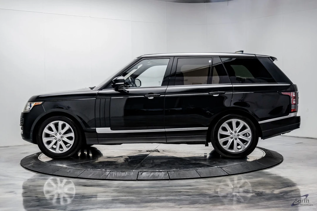 2017 Land Rover Range Rover L405 - Image 5 of 12
