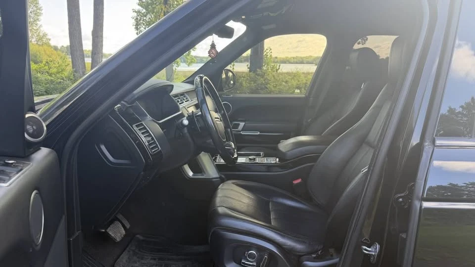 2017 Land Rover Range Rover L405 - Image 13 of 20