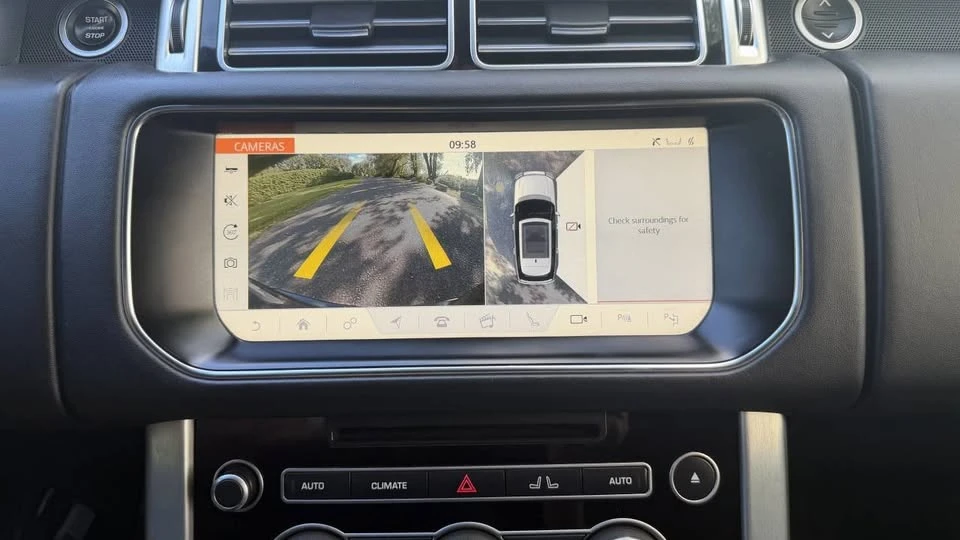 2017 Land Rover Range Rover L405 - Image 18 of 20