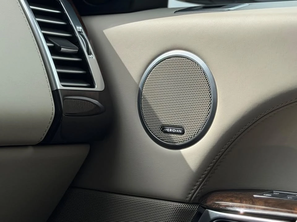 2017 Land Rover Range Rover L405 - Image 14 of 19