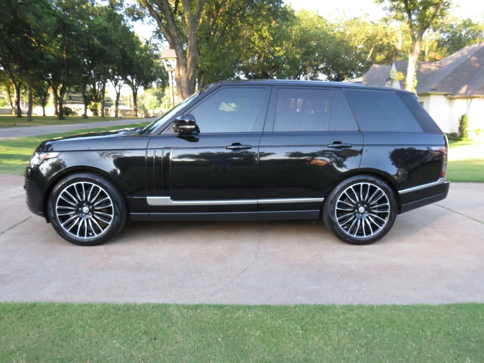 2017 Land Rover Range Rover L405 - Image 4 of 12