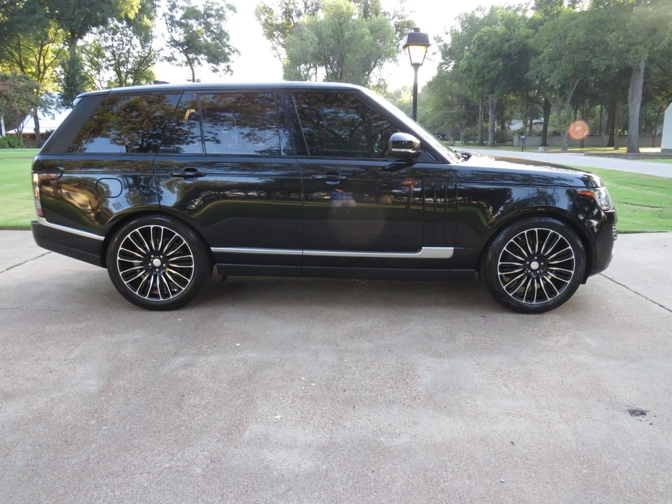 2017 Land Rover Range Rover L405 - Image 8 of 12