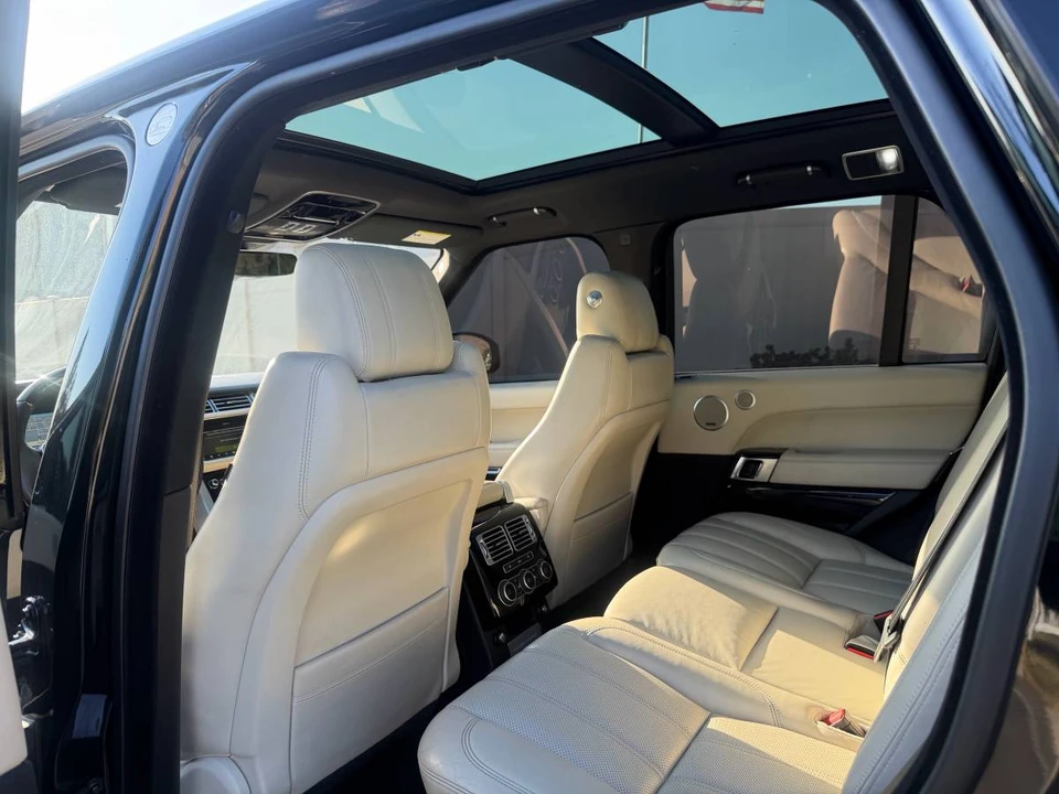 2017 Land Rover Range Rover L405 - Image 9 of 13