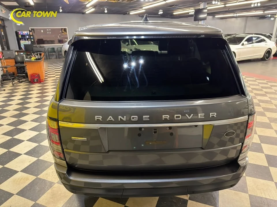 2017 Land Rover Range Rover L405 - Image 10 of 20