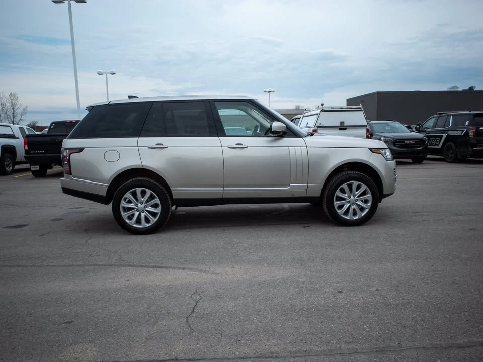 2017 Land Rover Range Rover L405 - Image 9 of 20