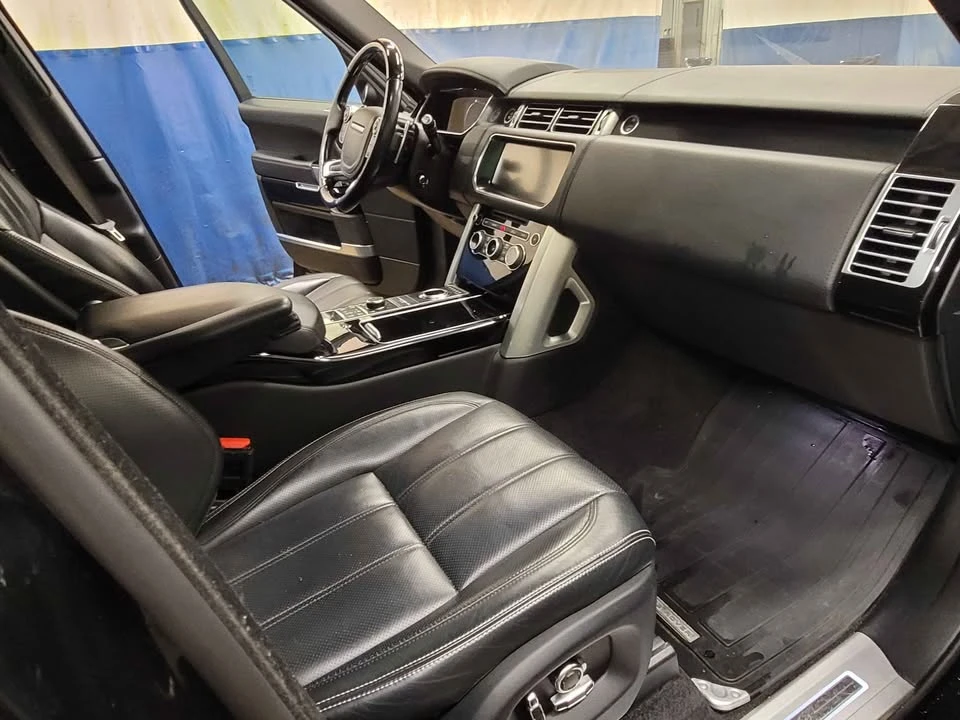 2017 Land Rover Range Rover L405 - Image 14 of 19