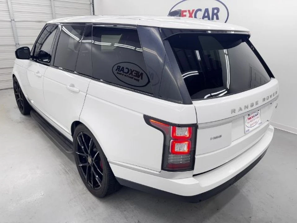 2017 Land Rover Range Rover L405 - Image 5 of 20