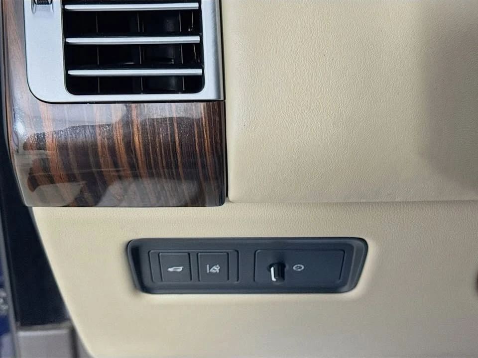 2017 Land Rover Range Rover L405 - Image 12 of 18