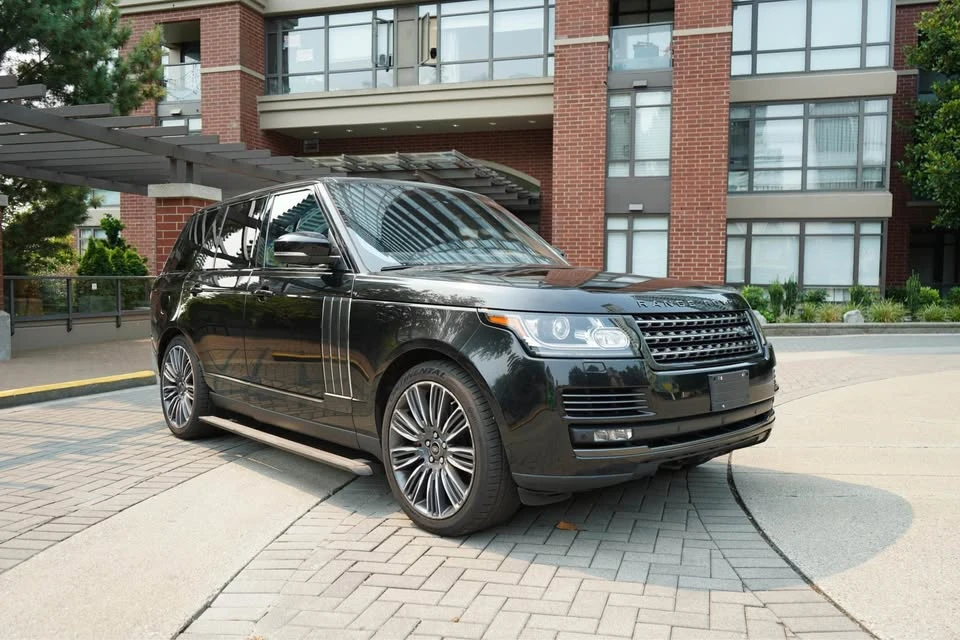 2017 Land Rover Range Rover L405 - Image 12 of 20