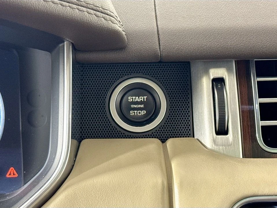 2017 Land Rover Range Rover L405 - Image 17 of 20