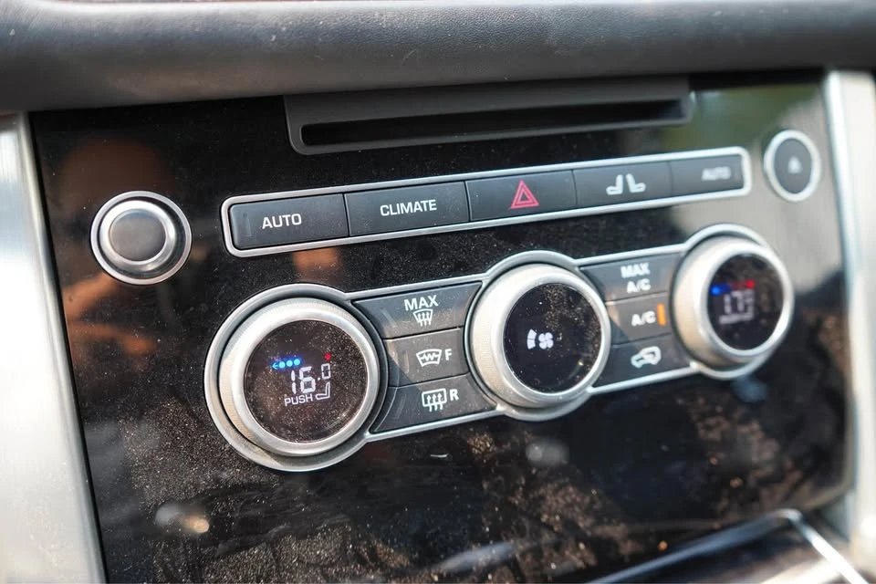 2017 Land Rover Range Rover L405 - Image 3 of 20