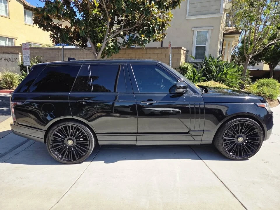 2017 Land Rover Range Rover L405 - Image 5 of 20