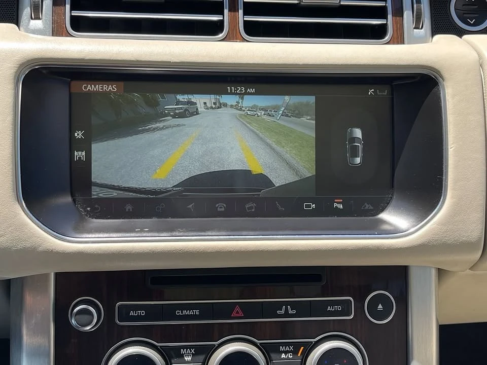 2017 Land Rover Range Rover L405 - Image 9 of 20