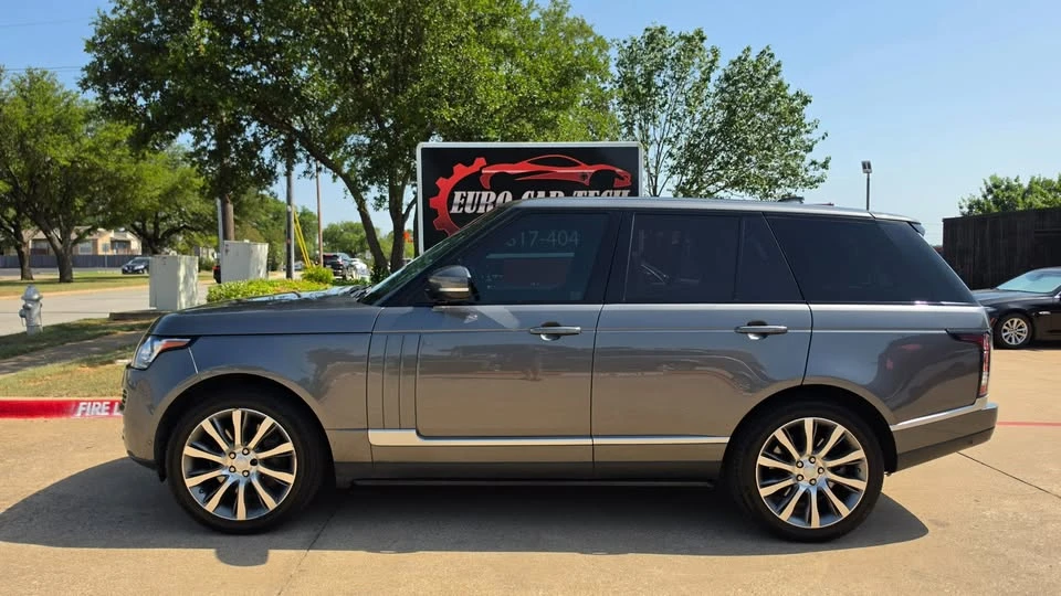 2017 Land Rover Range Rover L405 - Image 2 of 20