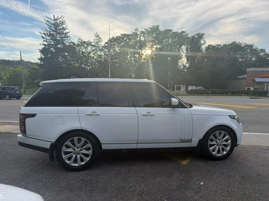 2017 Land Rover Range Rover L405 - Image 11 of 20