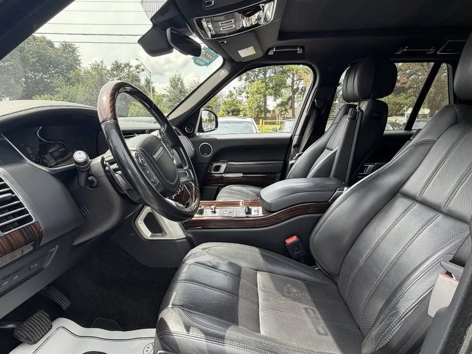 2017 Land Rover Range Rover L405 - Image 9 of 20