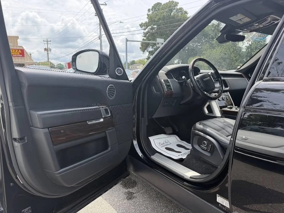 2017 Land Rover Range Rover L405 - Image 10 of 20
