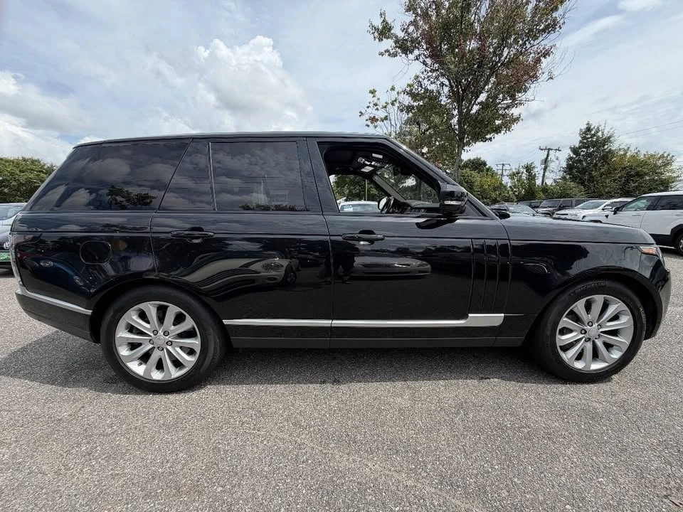 2017 Land Rover Range Rover L405 - Image 4 of 20