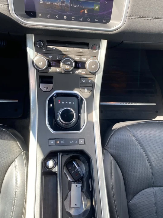 2017 Land Rover Range Rover L405 - Image 14 of 19