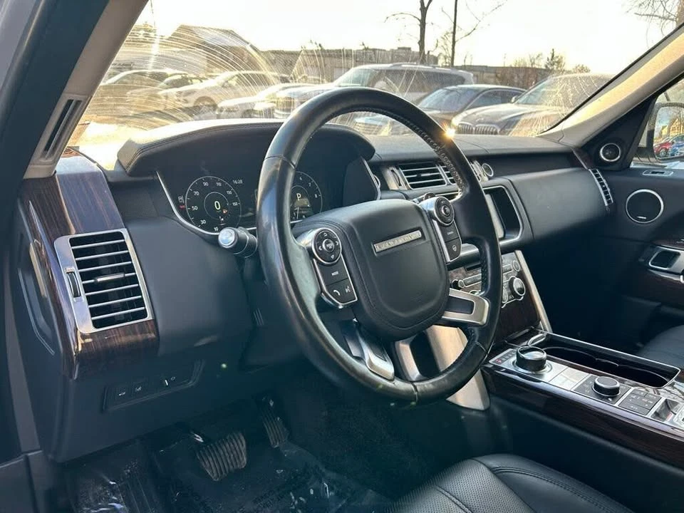 2017 Land Rover Range Rover L405 - Image 9 of 20