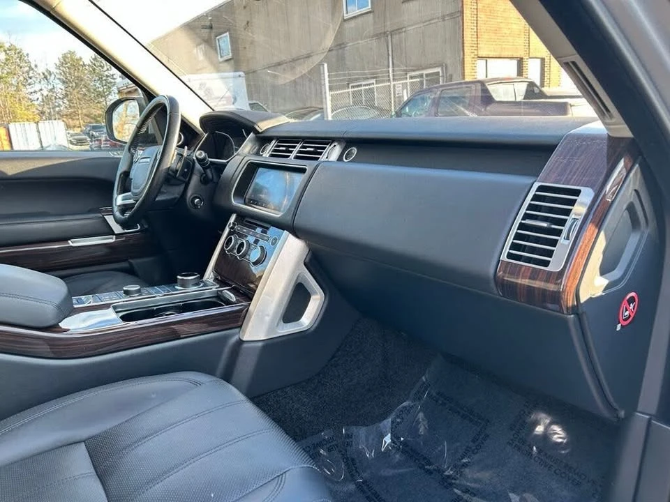2017 Land Rover Range Rover L405 - Image 10 of 20