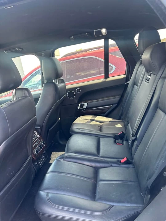 2017 Land Rover Range Rover L405 - Image 9 of 15