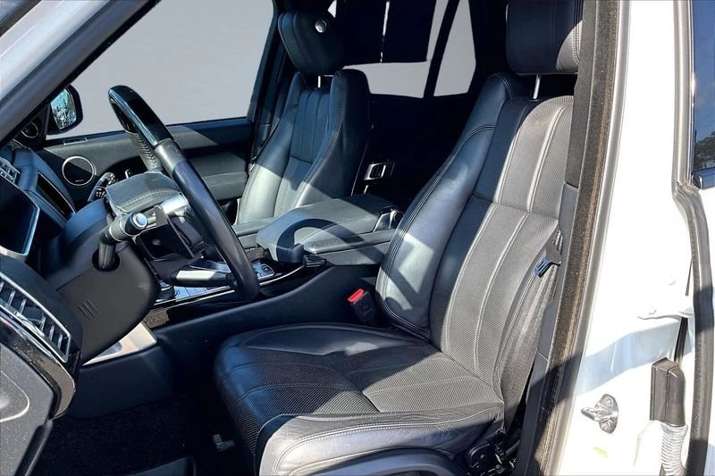2017 Land Rover Range Rover L405 - Image 10 of 20