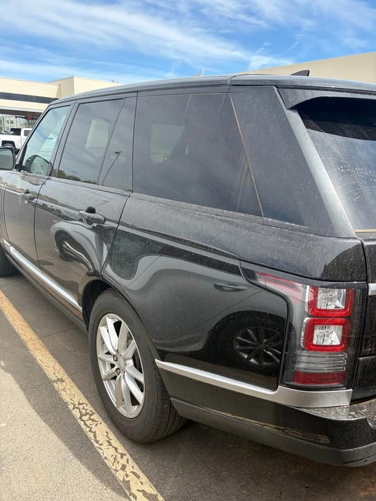 2017 Land Rover Range Rover L405 - Image 4 of 8
