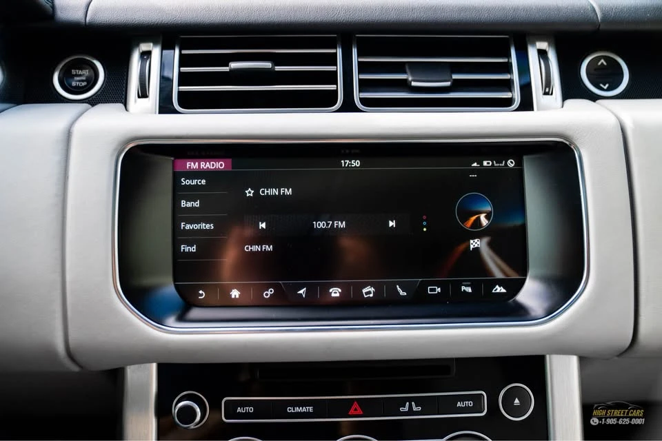 2017 Land Rover Range Rover L405 - Image 10 of 19