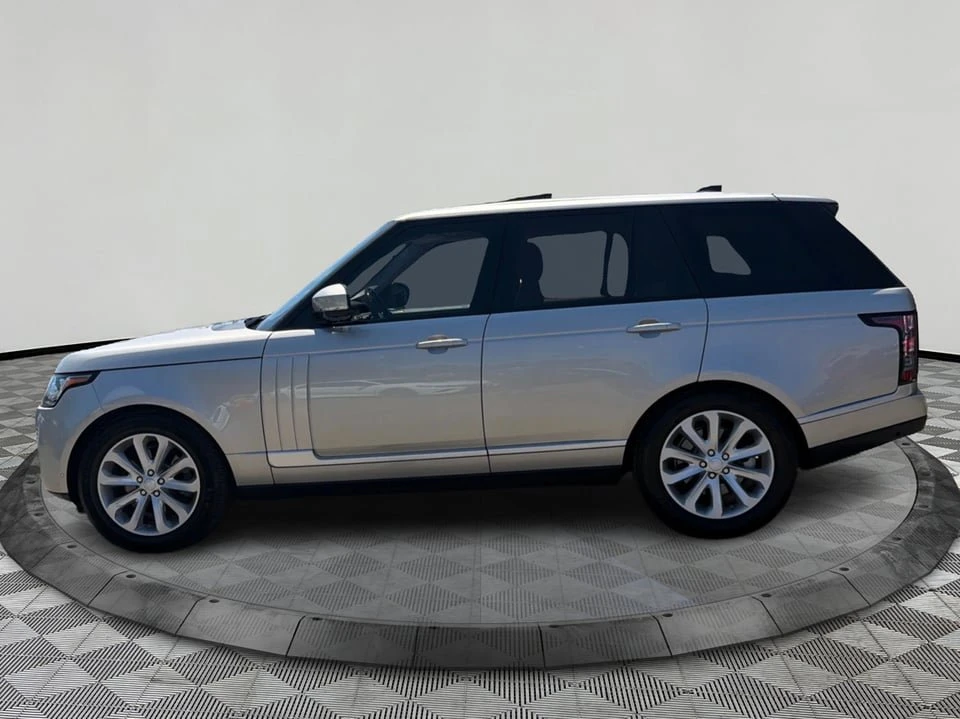 2017 Land Rover Range Rover L405 - Image 4 of 8