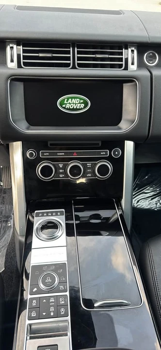 2017 Land Rover Range Rover L405 - Image 11 of 16